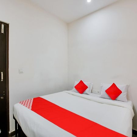 Hotel O Manjushree Boarding & Lodging Nearby Dr.Br Ambedkar Stadium Basveshwar Nagar Бангалор Экстерьер фото
