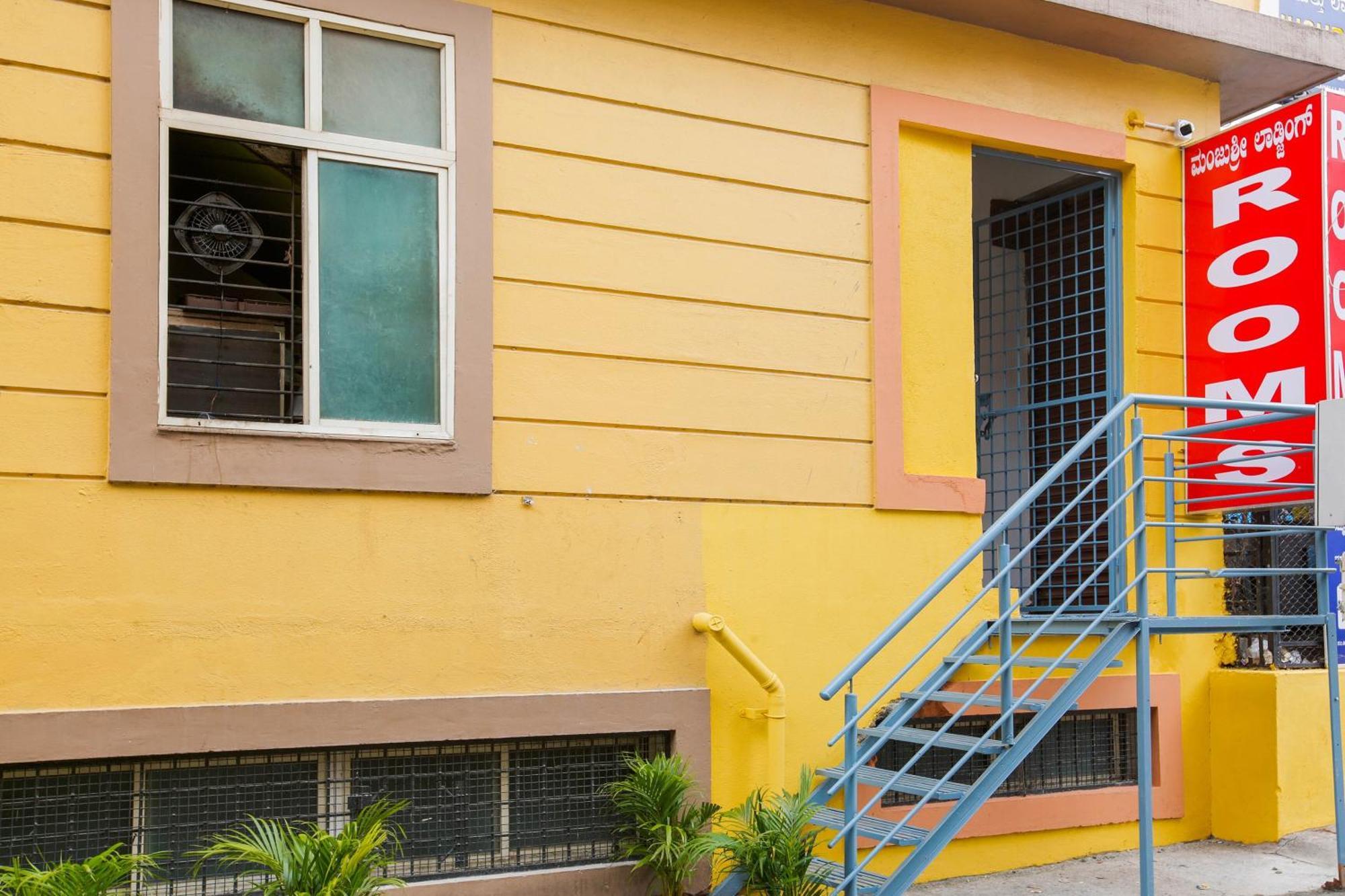 Hotel O Manjushree Boarding & Lodging Nearby Dr.Br Ambedkar Stadium Basveshwar Nagar Бангалор Экстерьер фото