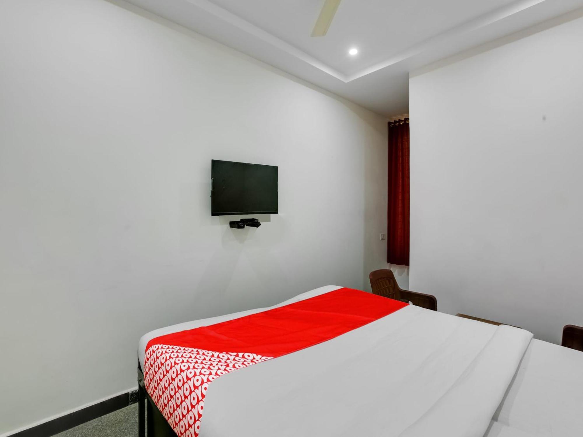 Hotel O Manjushree Boarding & Lodging Nearby Dr.Br Ambedkar Stadium Basveshwar Nagar Бангалор Экстерьер фото