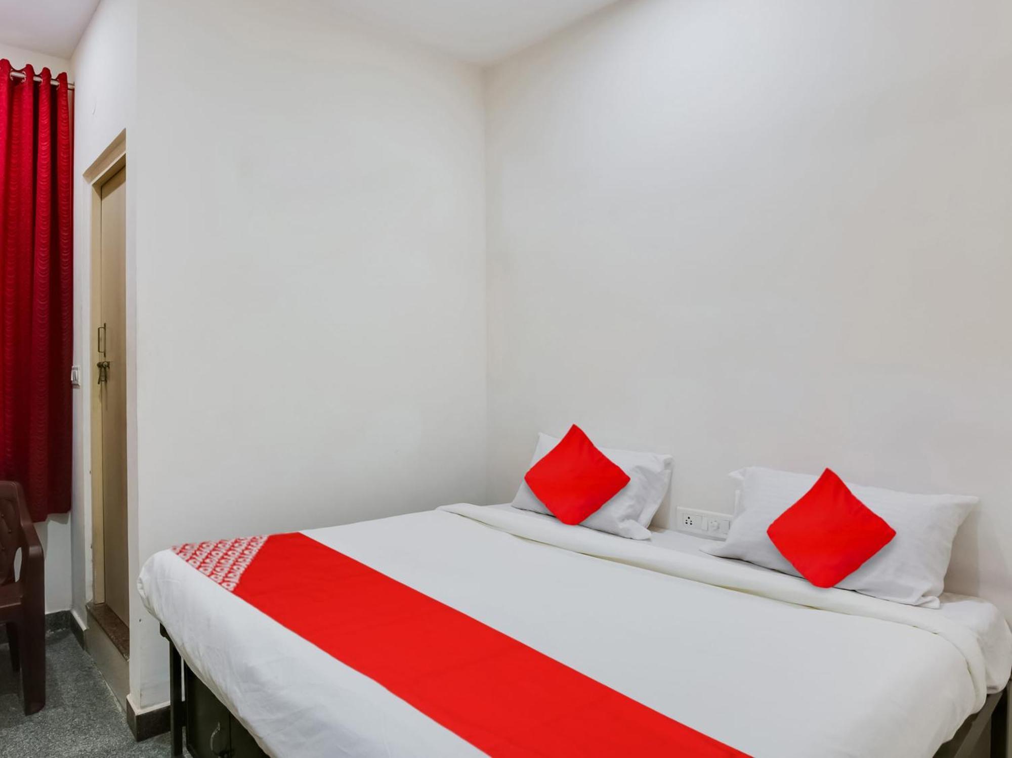 Hotel O Manjushree Boarding & Lodging Nearby Dr.Br Ambedkar Stadium Basveshwar Nagar Бангалор Экстерьер фото