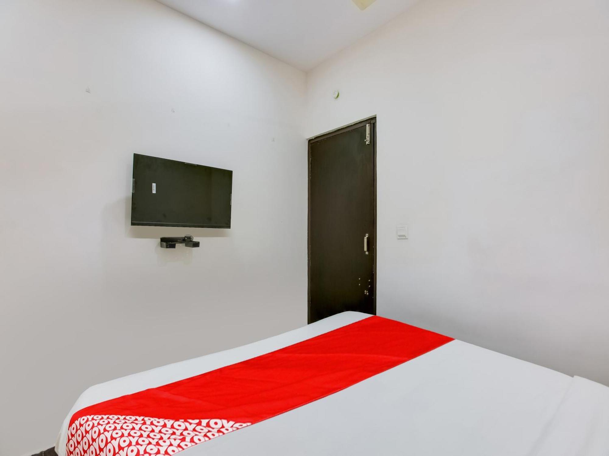 Hotel O Manjushree Boarding & Lodging Nearby Dr.Br Ambedkar Stadium Basveshwar Nagar Бангалор Экстерьер фото